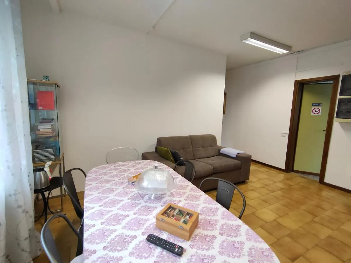Nido Center IV Apartment Bergamo 0*,  Italy